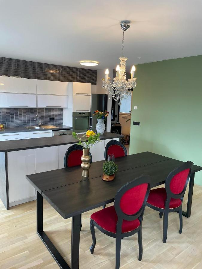 Spacious 3Br Condo Near Blue Lagoon 15M Airport 9M Njarthvik Exteriér fotografie